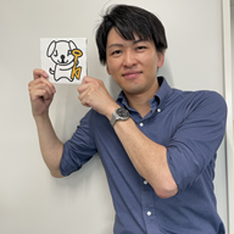 岩﨑 謙二 氏